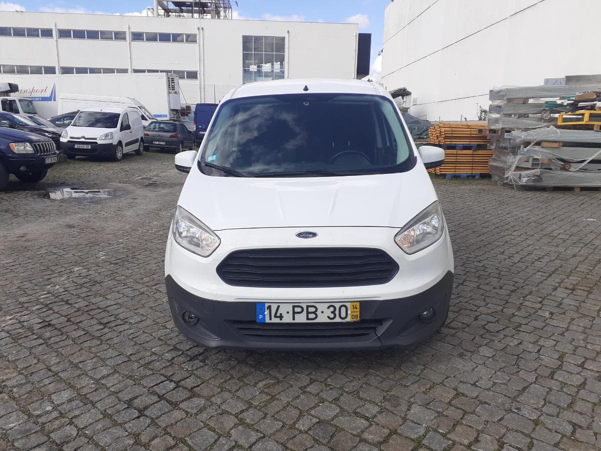 Ford Transit Courrier 1.5 TDCI · 2014 — image 2