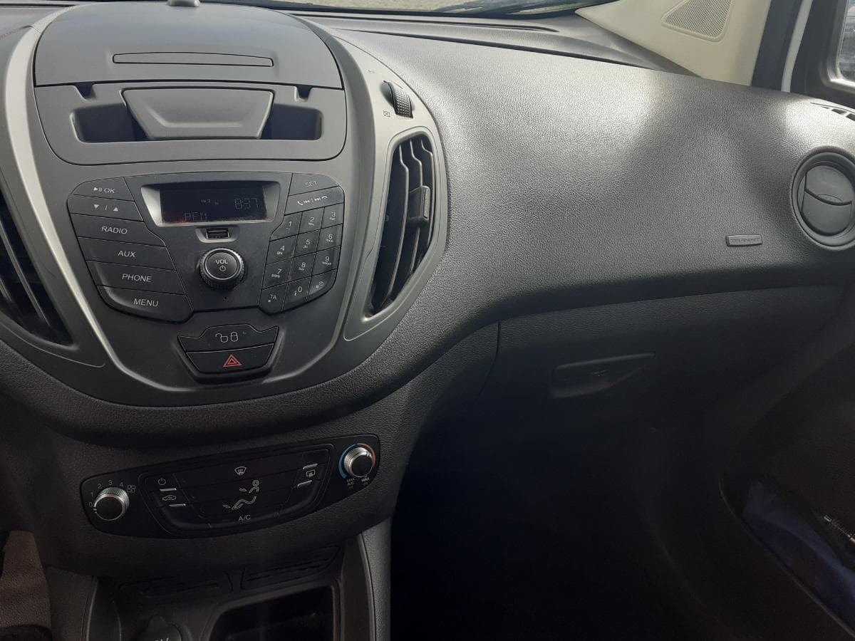 Ford Transit Courrier 1.5 TDCI · 2014 — image 20