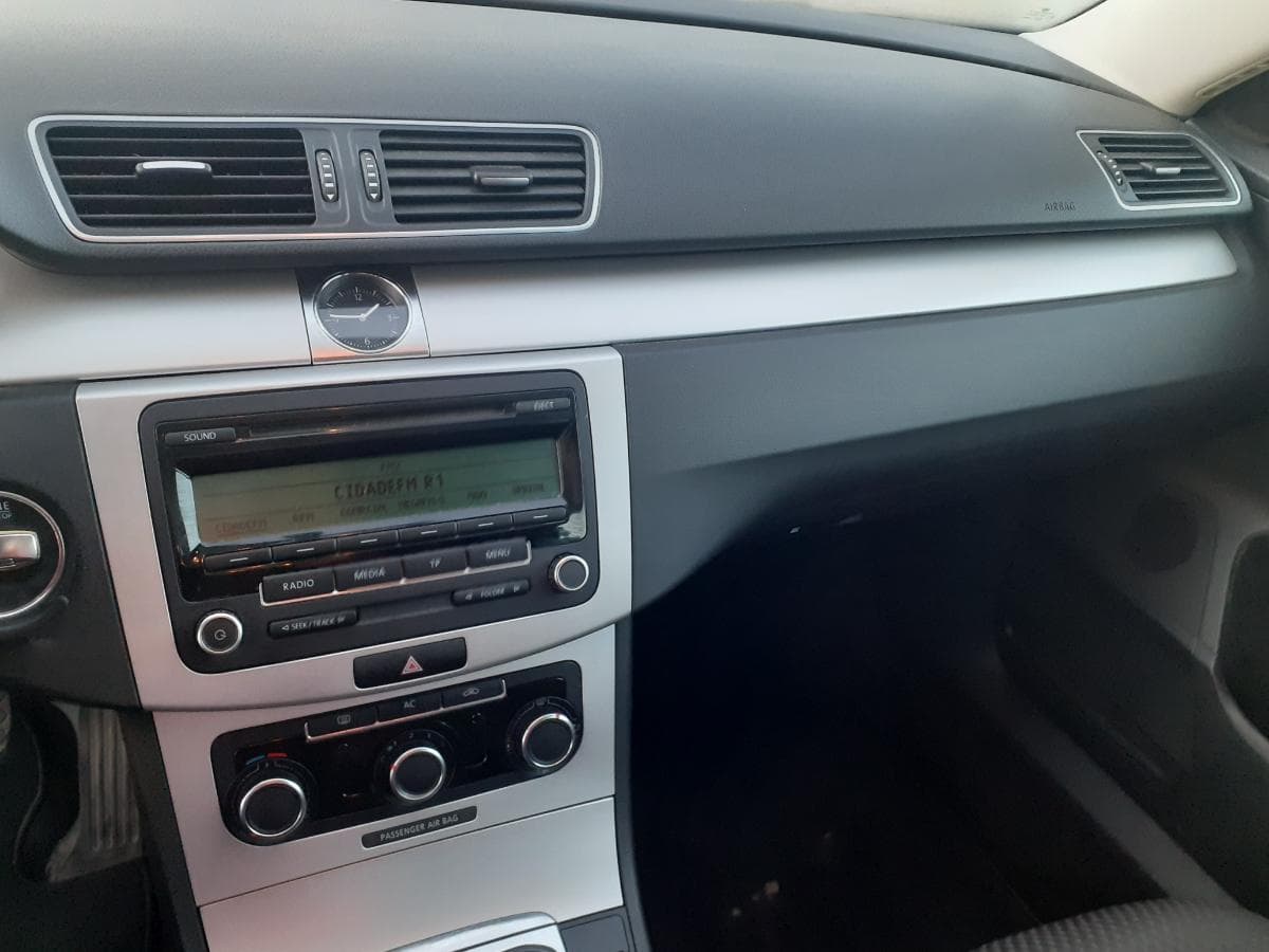Volkswagen 1.6 TDI · Ano 2011 — imagen 22