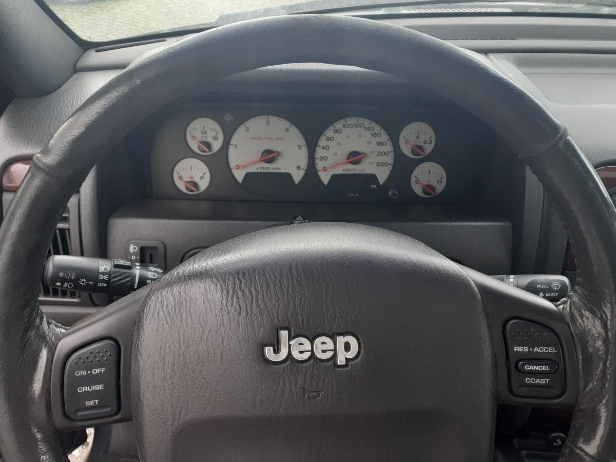 Jeep Grand Cherokee 3.1 TD 4x4 · Ano 2001 — image 15