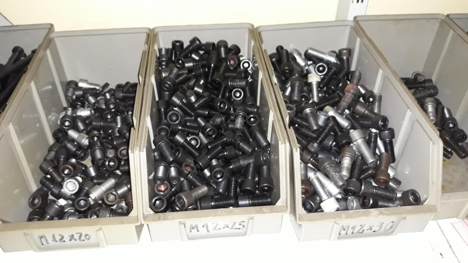 Equipamento de oficina + Ferramentas técnicas — imagem 5