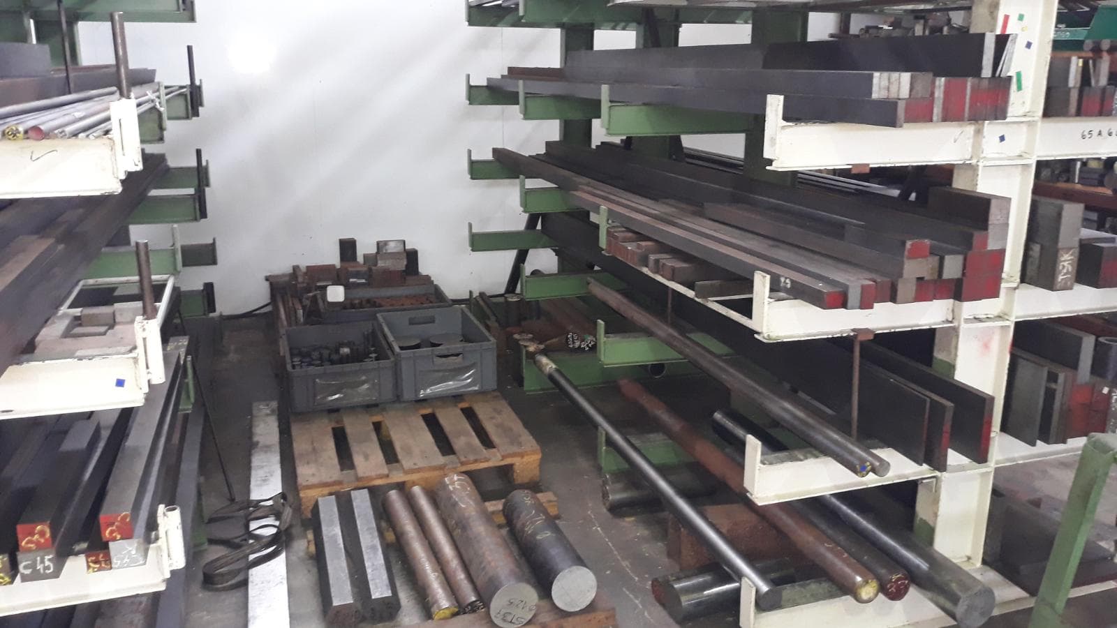 Lote de matérias primas em ligas especiais — image 4