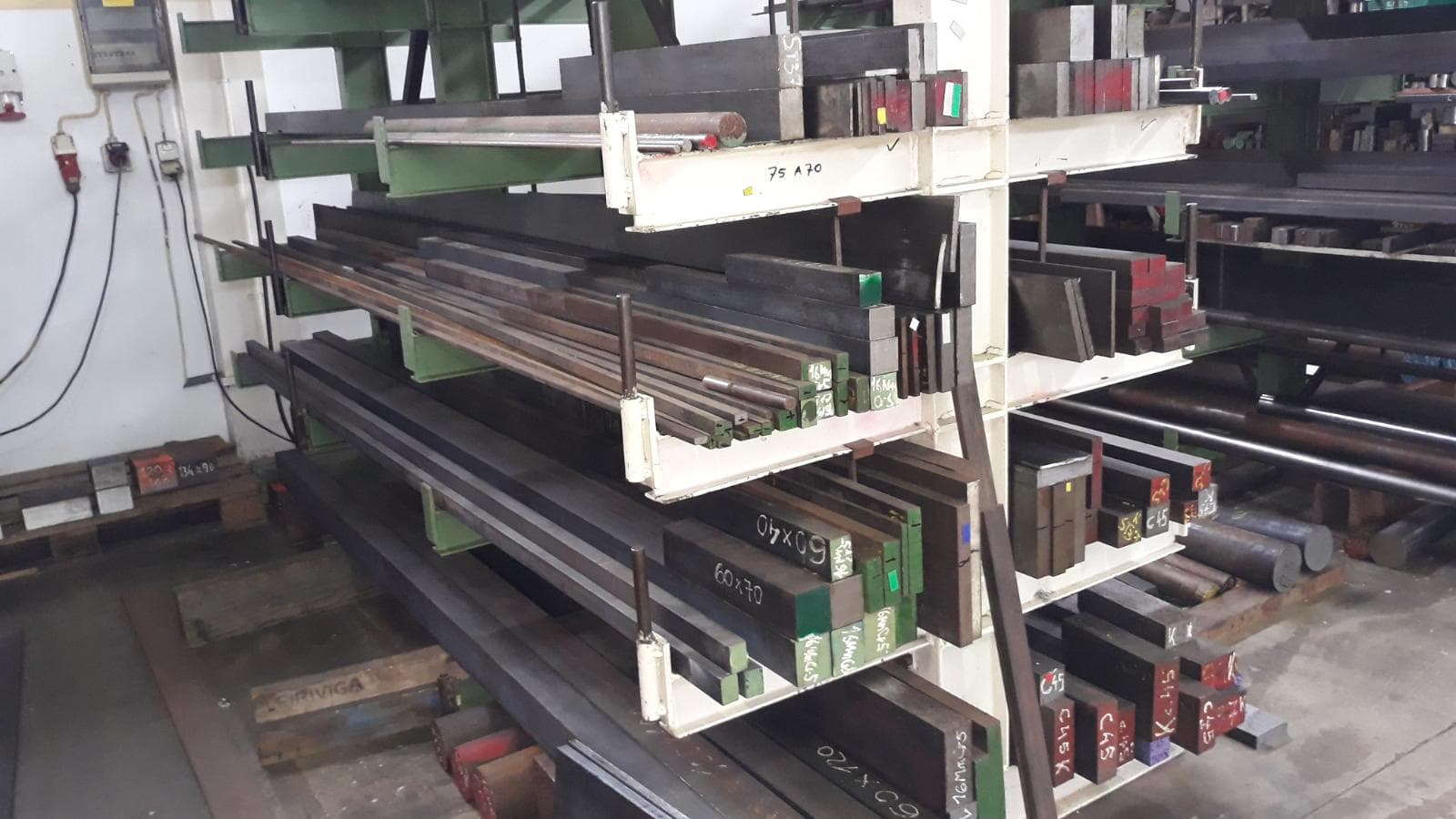 Lote de matérias primas em ligas especiais — image 3