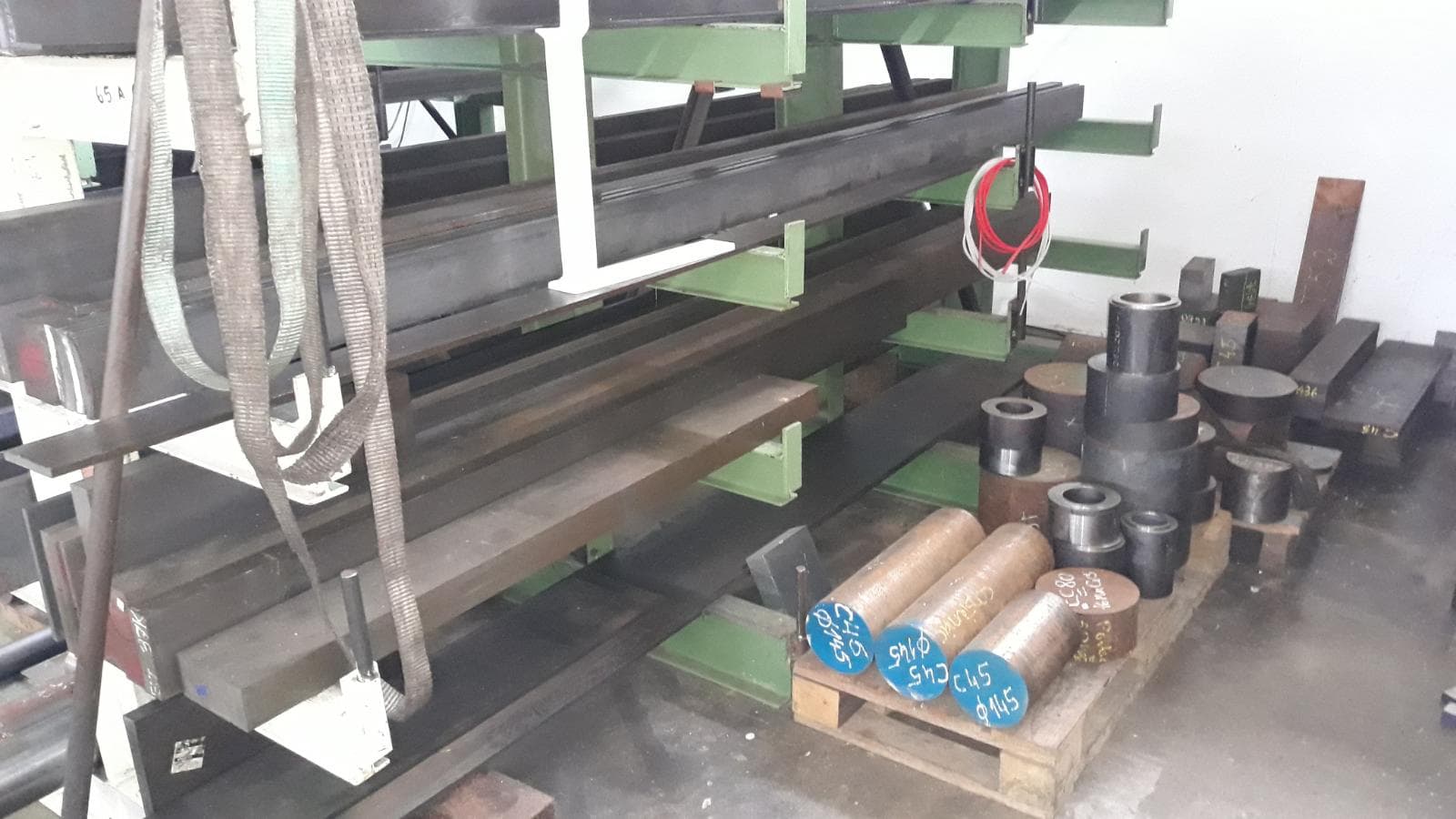 Lote de matérias primas em ligas especiais — image 5