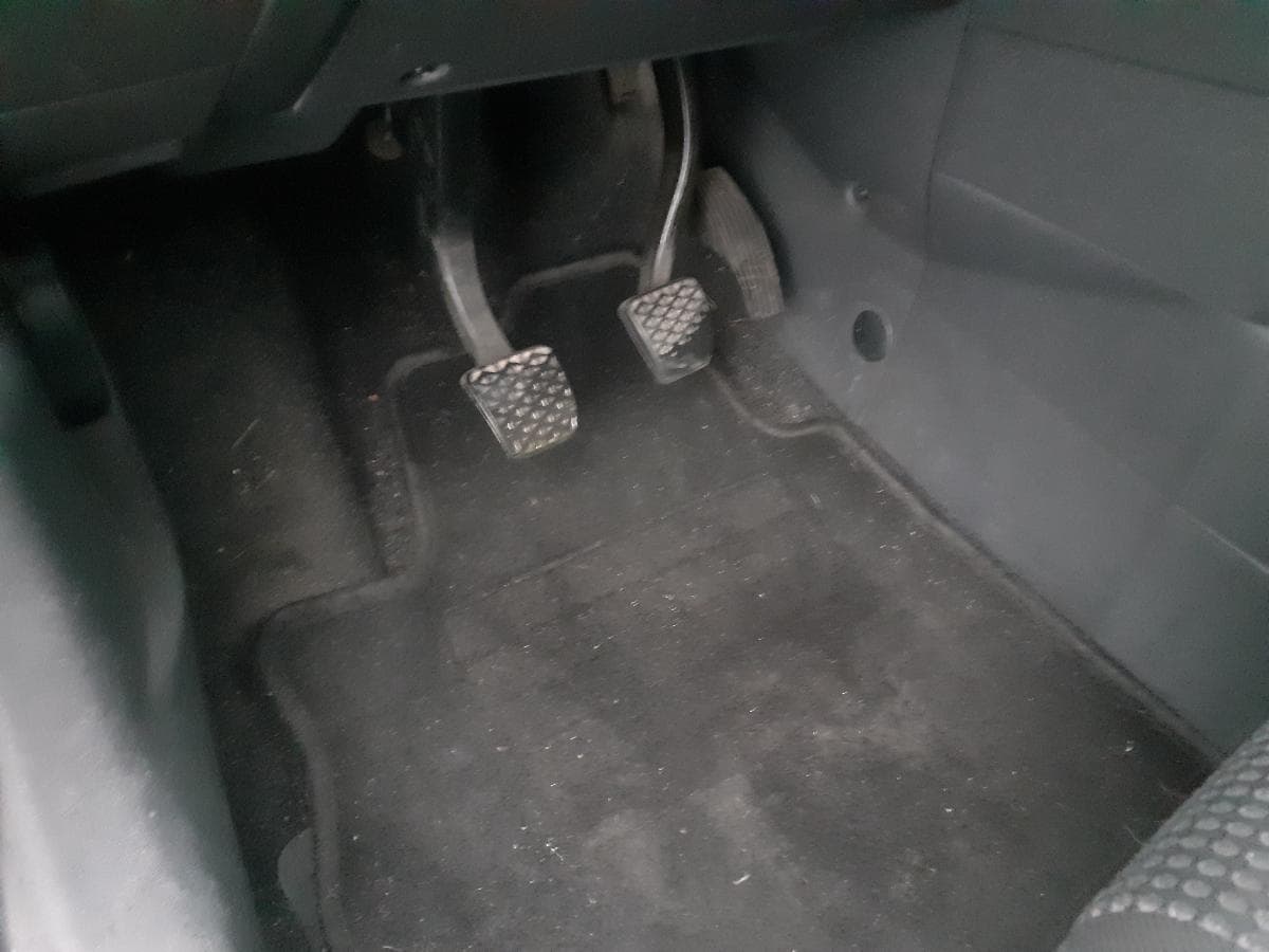 Opel Meriva 1.3 CDTI · Ano 2008 — image 18