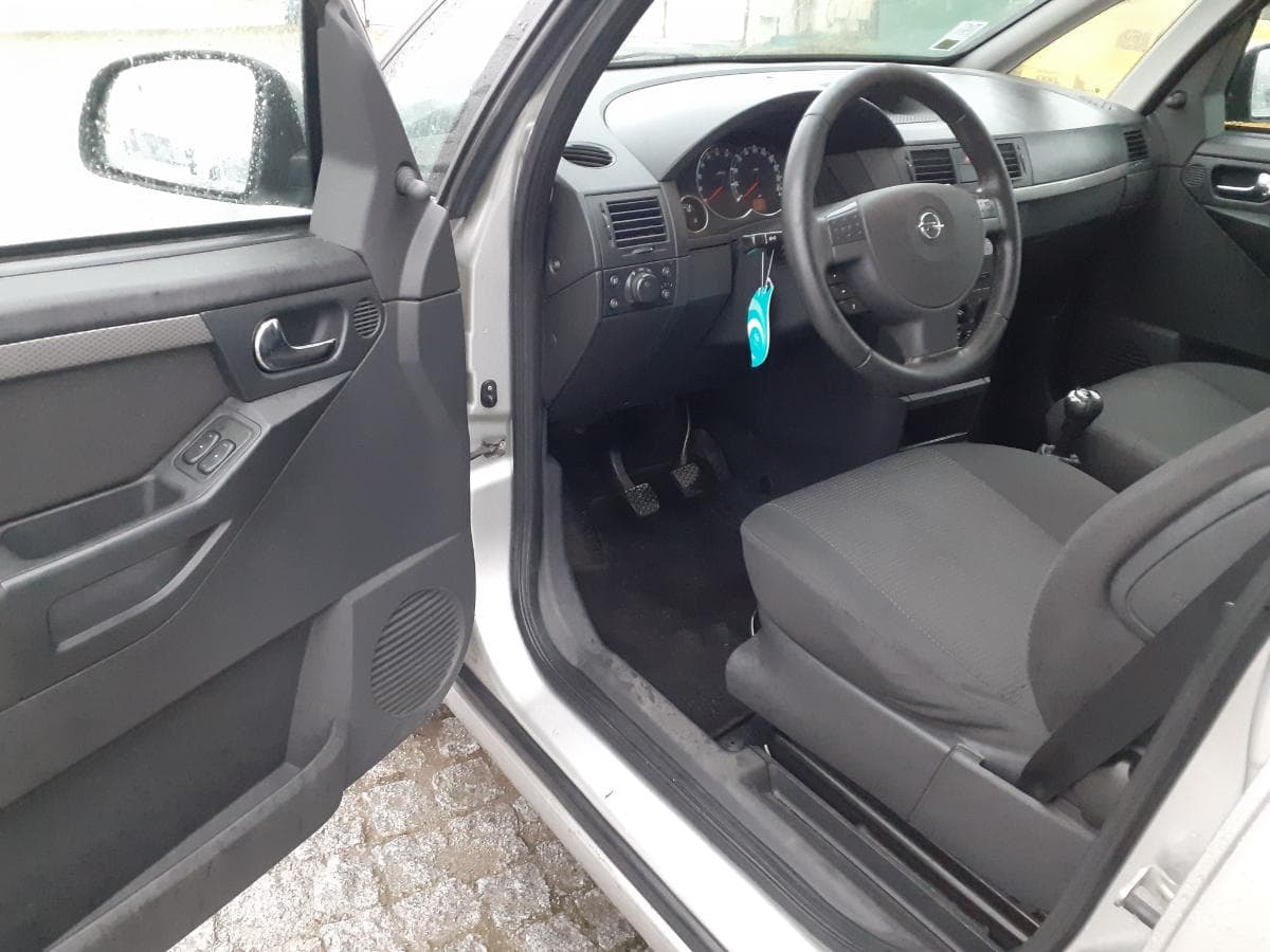 Opel Meriva 1.3 CDTI · Ano 2008 — image 15