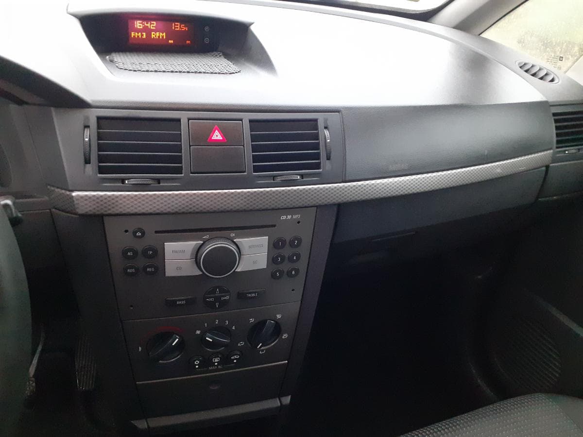 Opel Meriva 1.3 CDTI · Ano 2008 — image 22