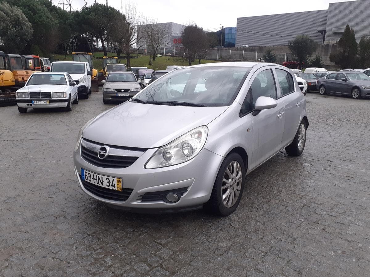 Opel Corsa 1.2 · Ano 2009 — image 3