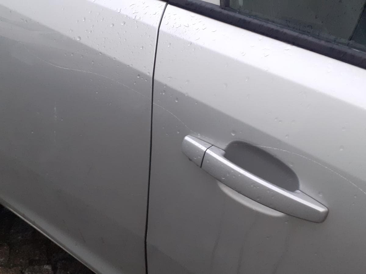 Opel Corsa 1.2 · Ano 2009 — image 7