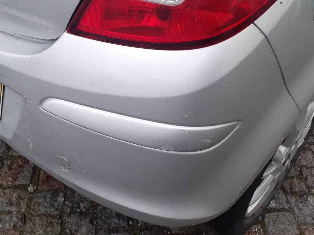 Opel Corsa 1.2 · Ano 2009 — image 10
