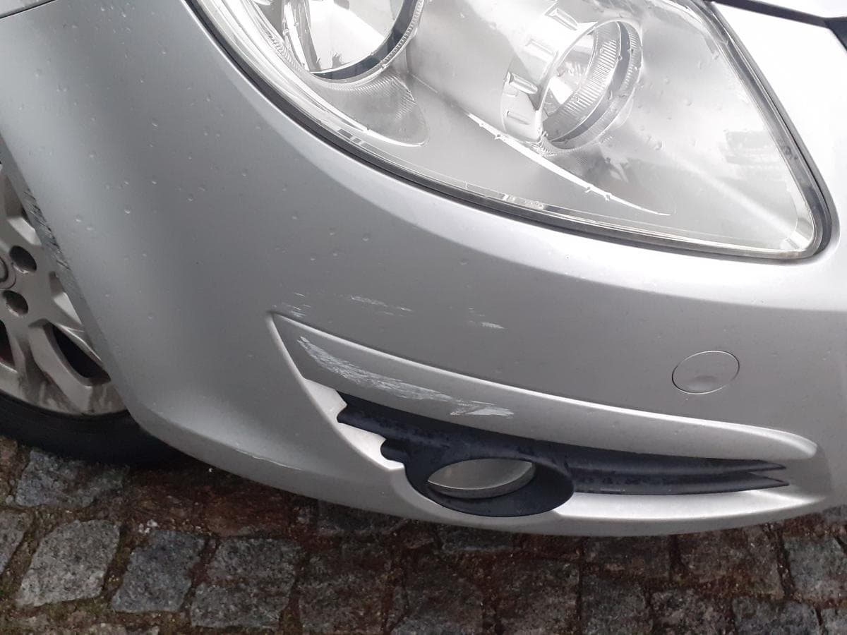 Opel Corsa 1.2 · Ano 2009 — image 9