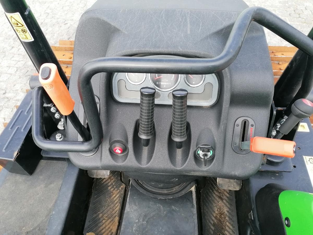 Trator Agrícola Deutz Fahr 5100KF · Ano 2019 — image 12