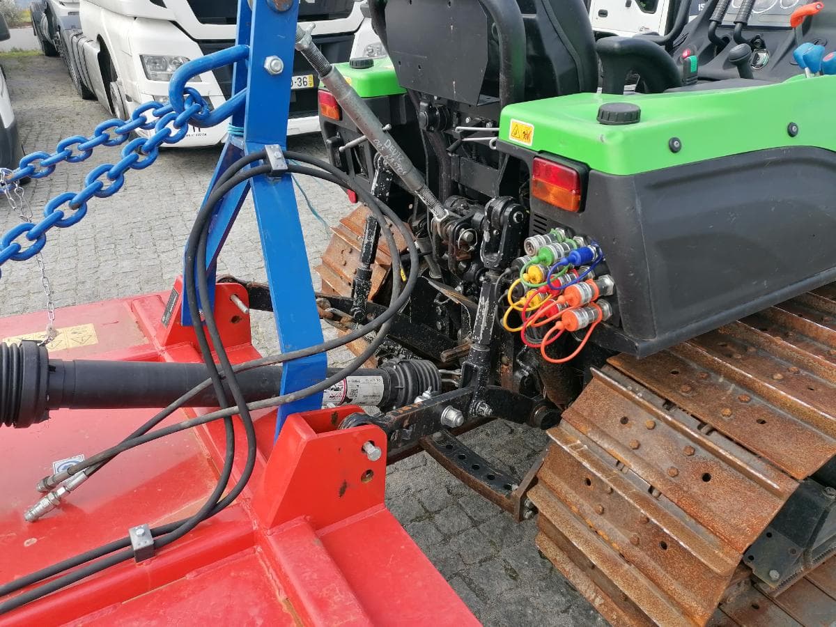 Trator Agrícola Deutz Fahr 5100KF · Ano 2019 — image 9
