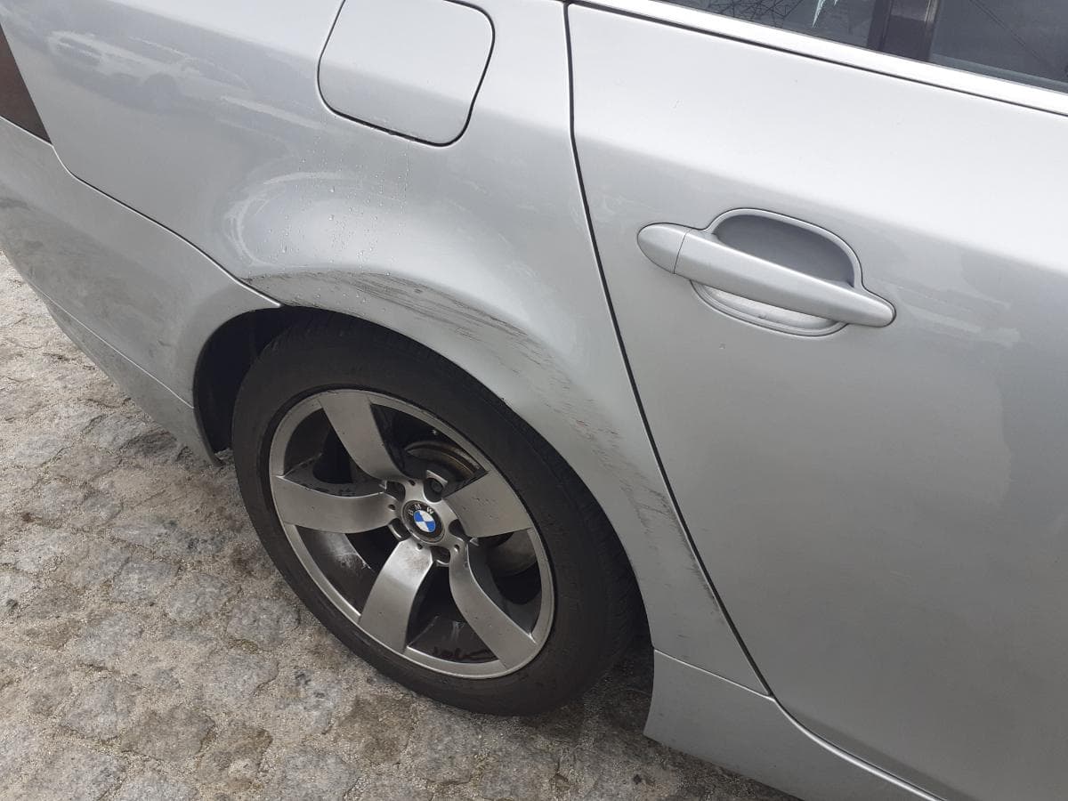 BMW 525D Touring · Ano 2005 — imagen 13