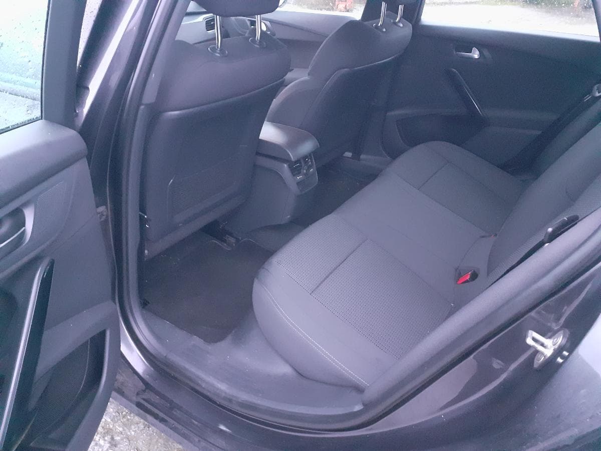Peugeot 508 1.6 BlueHDI · Ano 2015 — image 17