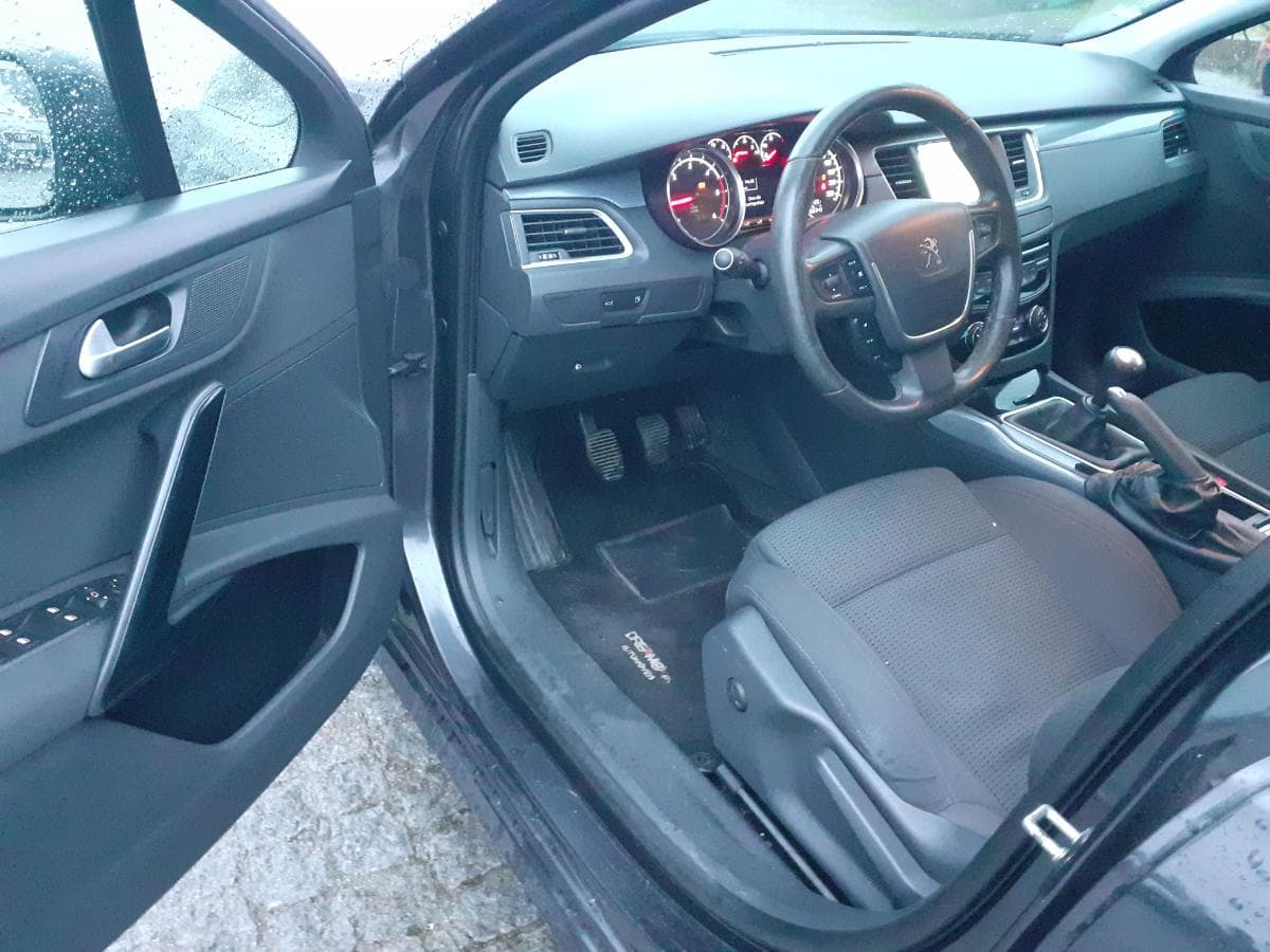 Peugeot 508 1.6 BlueHDI · Ano 2015 — image 16