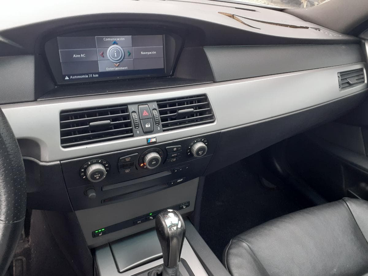 BMW 525D Touring · Ano 2005 — imagen 27