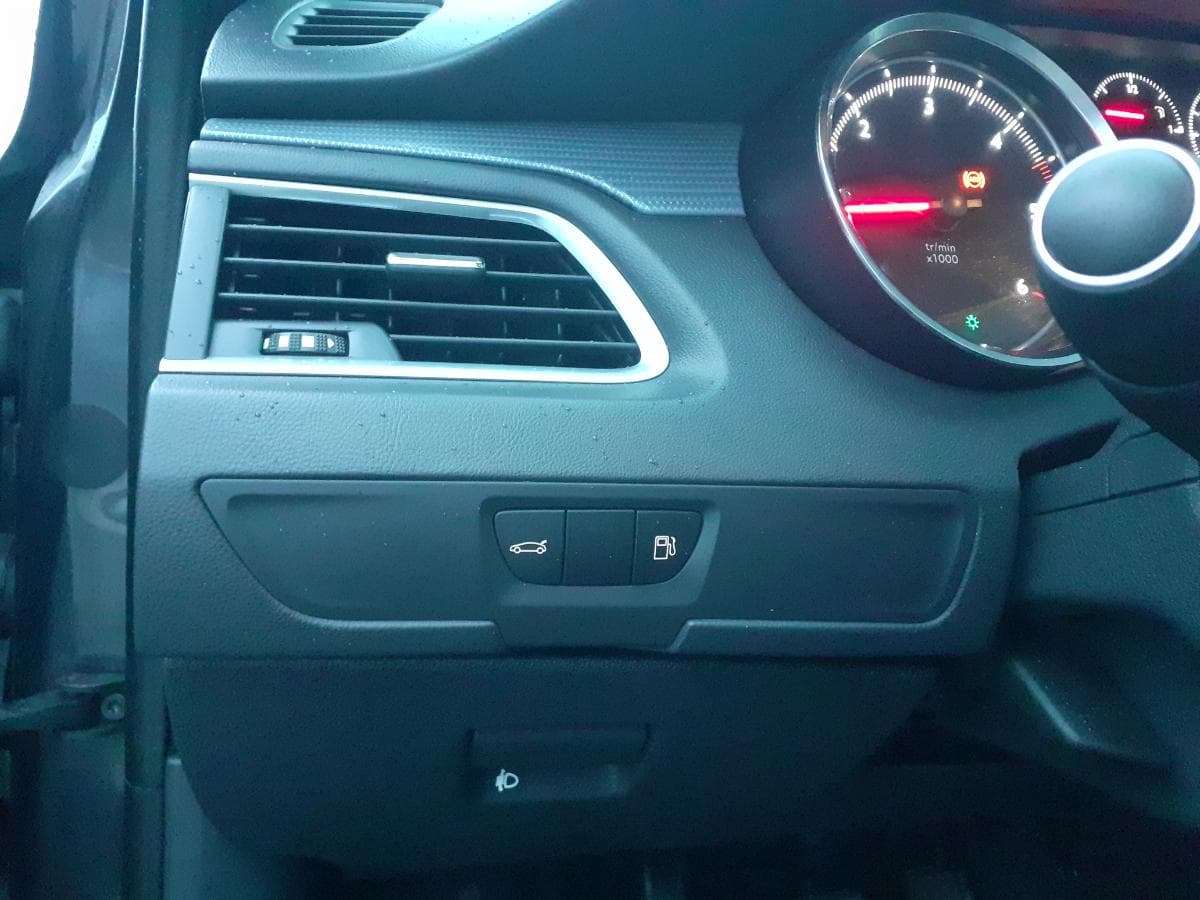 Peugeot 508 1.6 BlueHDI · Ano 2015 — image 28