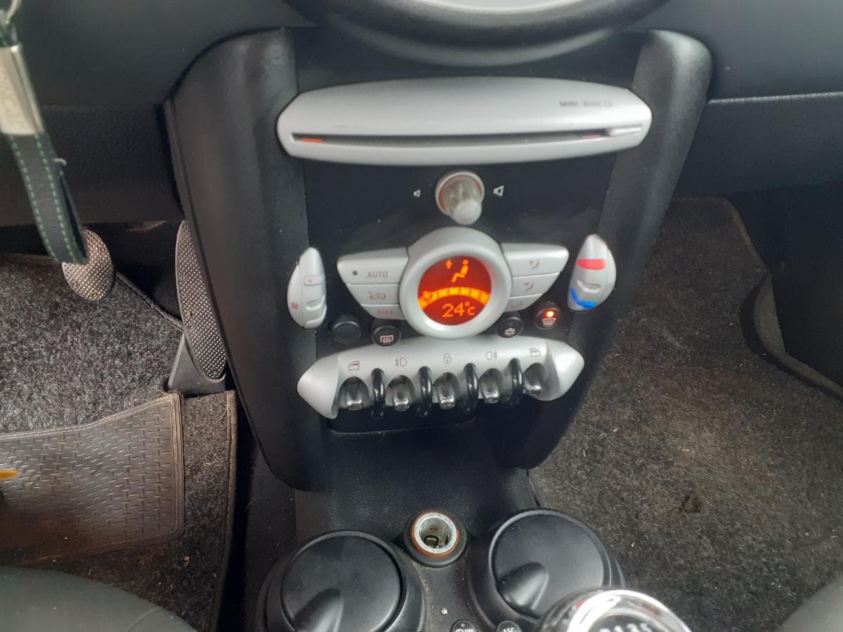 Mini Cooper D · Ano 2007 — image 15