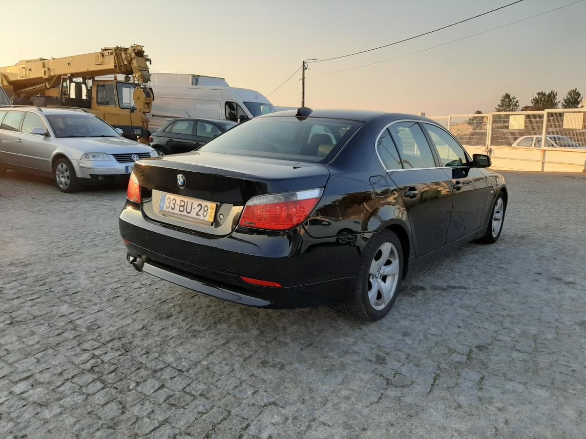 BMW 520D Sedan · Ano 2006 — imagen 4