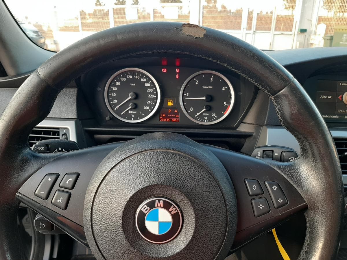 BMW 520D Sedan · Ano 2006 — imagen 22
