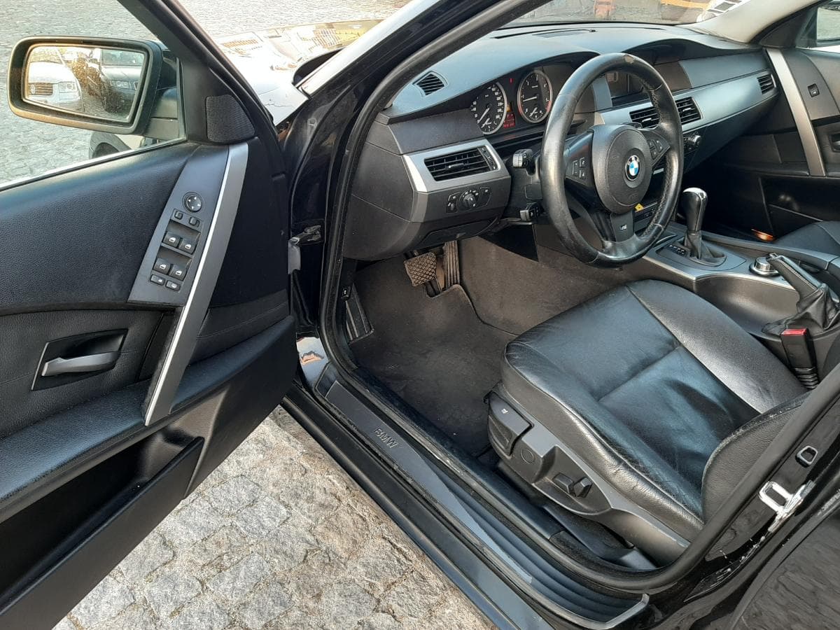 BMW 520D Sedan · Ano 2006 — imagen 16