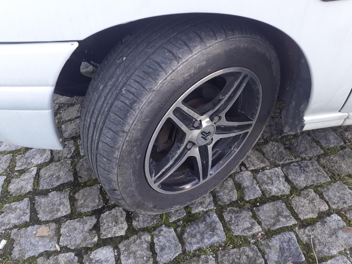Renault Clio 1.9D · Ano 1996 — image 11
