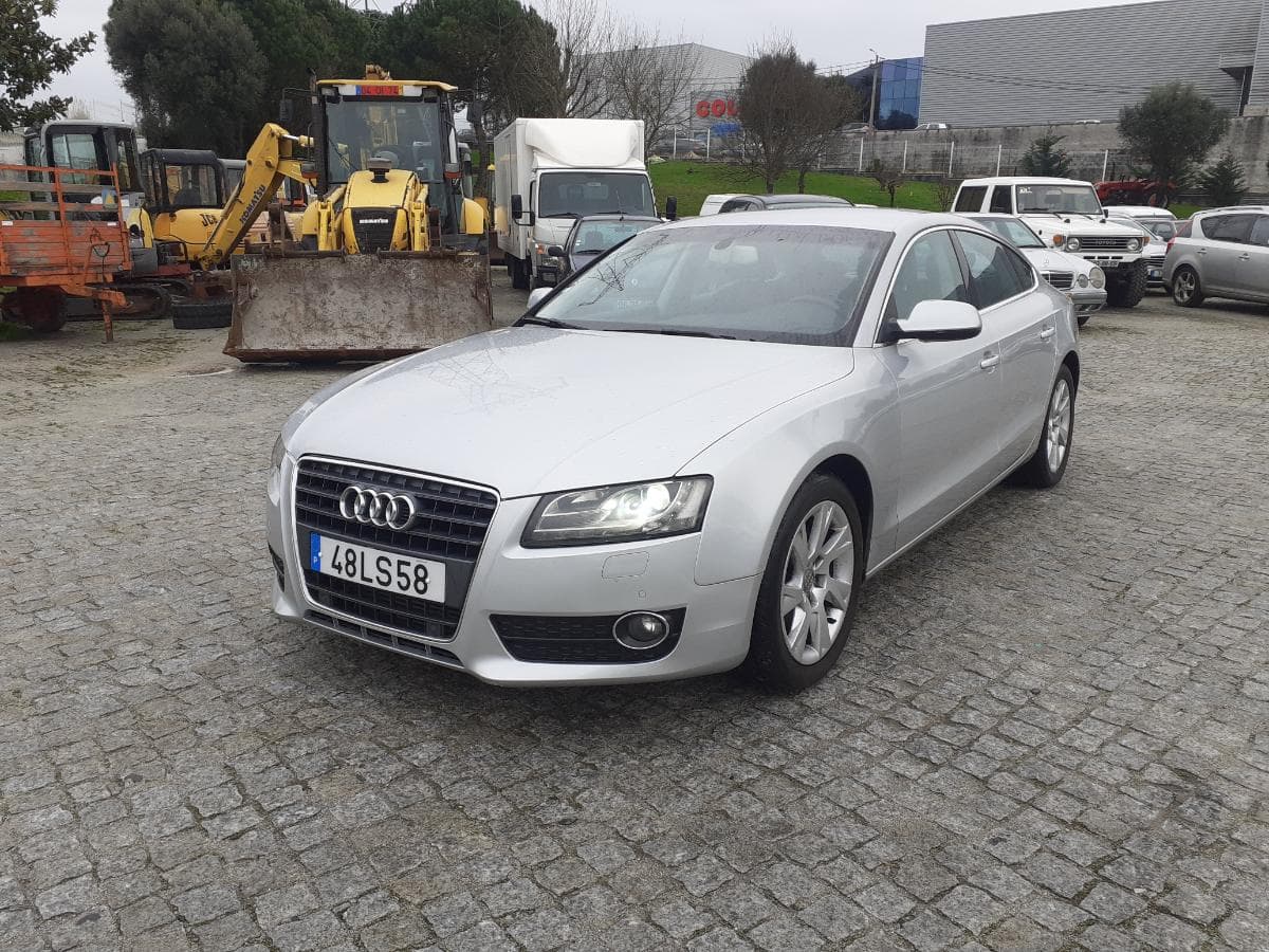 Audi A5 2.0 TDI · Ano 2011 — imagen 1