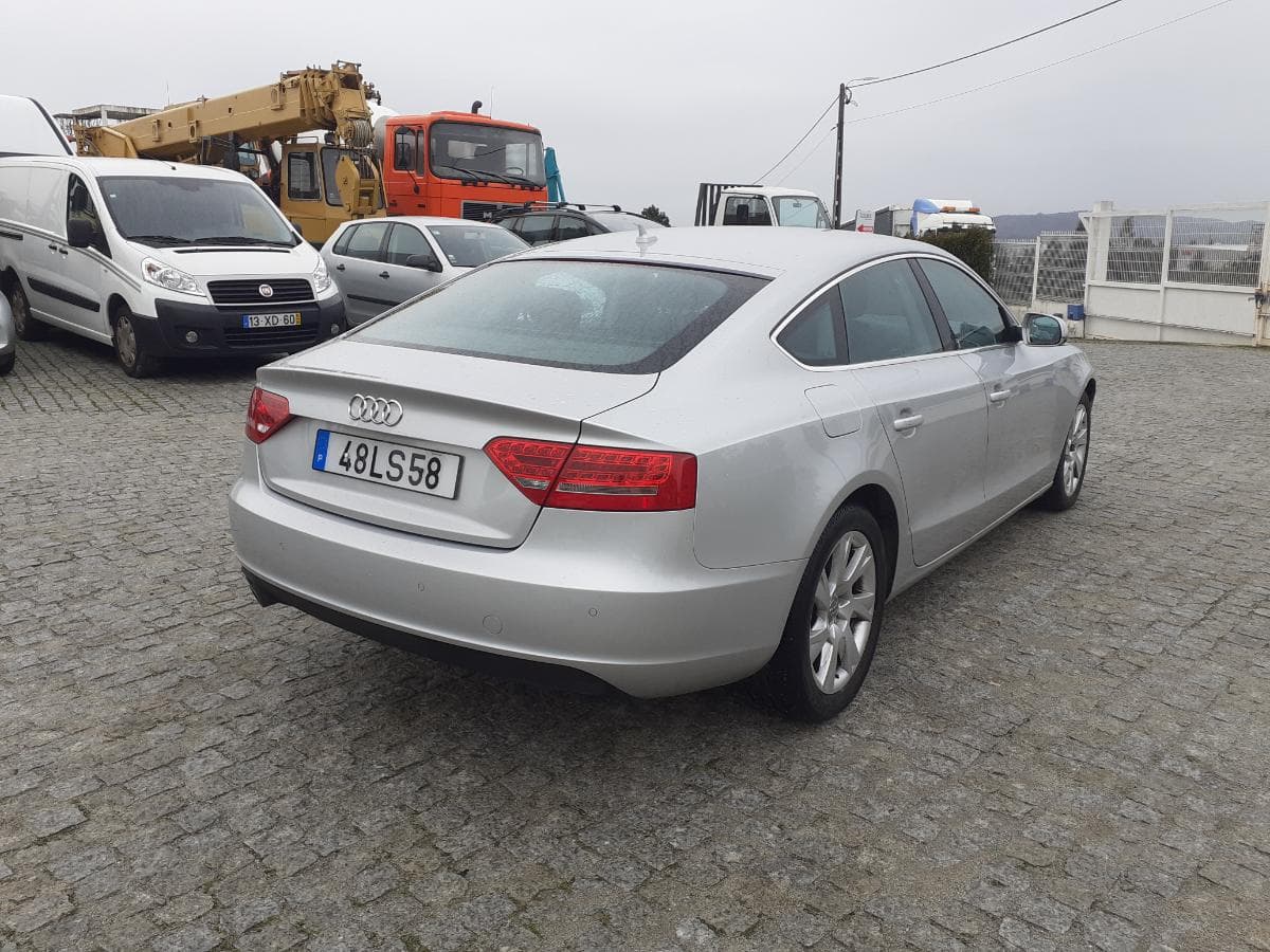 Audi A5 2.0 TDI · Ano 2011 — imagen 4