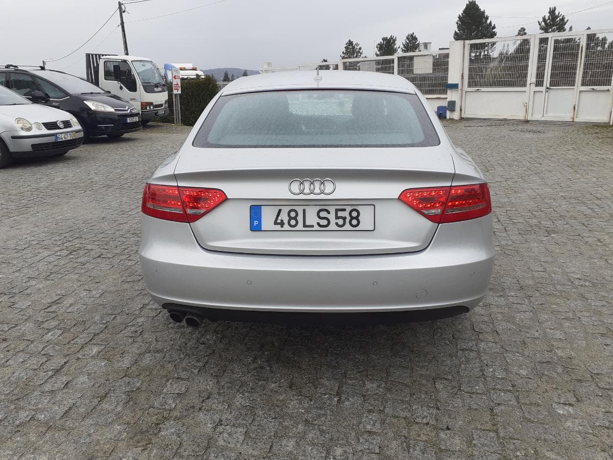 Audi A5 2.0 TDI · Ano 2011 — imagen 5