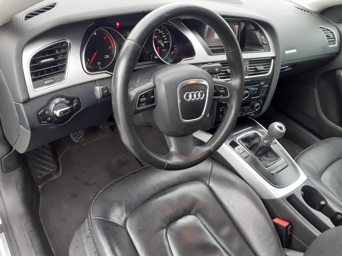 Audi A5 2.0 TDI · Ano 2011 — imagen 19