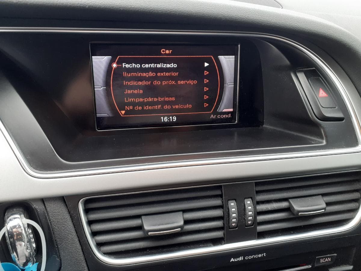 Audi A5 2.0 TDI · Ano 2011 — imagen 26