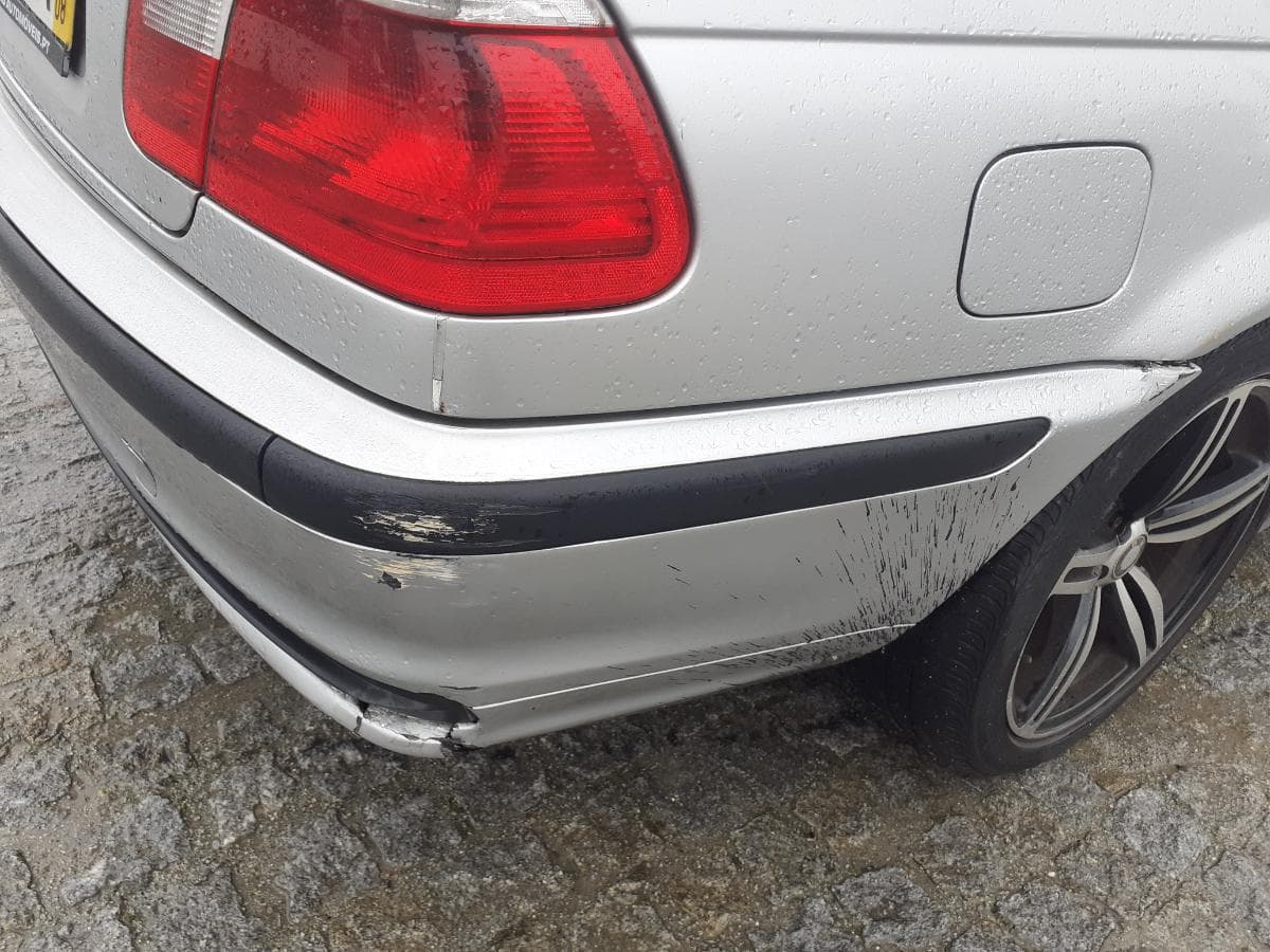 BMW 320D · Ano 1998 — image 12