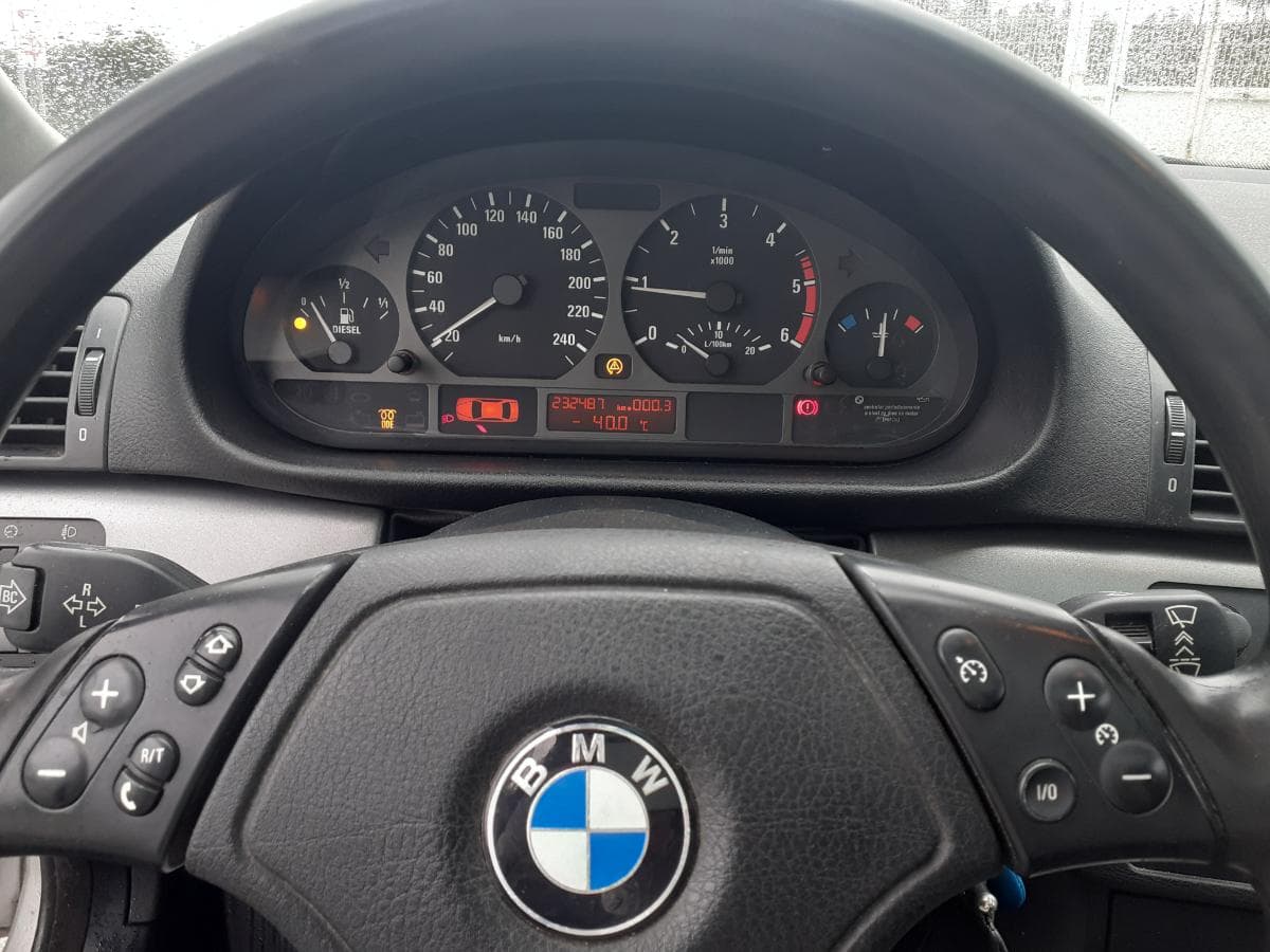 BMW 320D · Ano 1998 — image 18