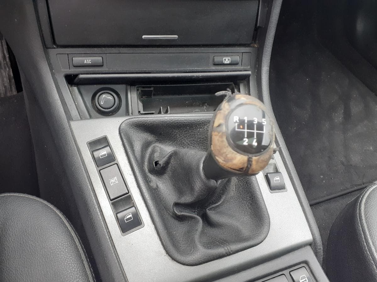 BMW 320D · Ano 1998 — image 22