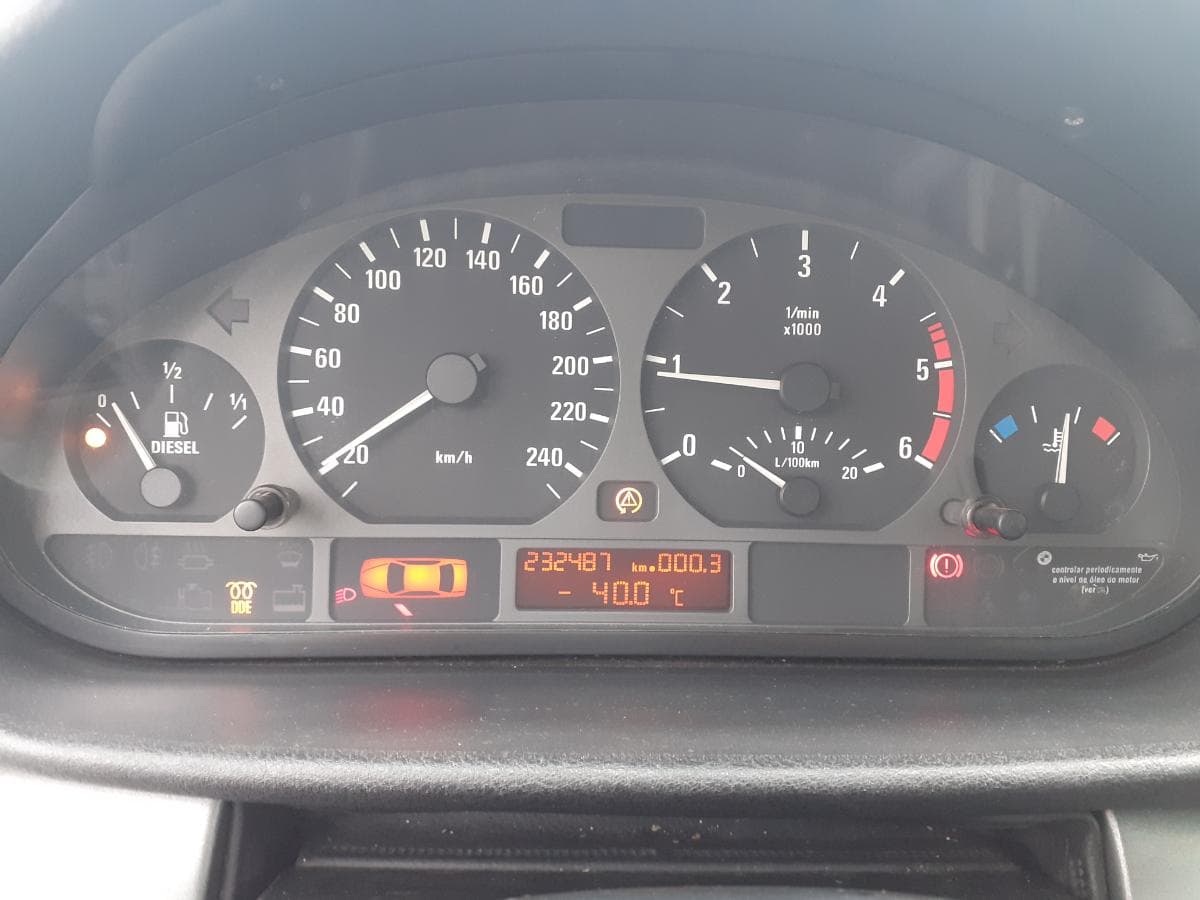 BMW 320D · Ano 1998 — image 24
