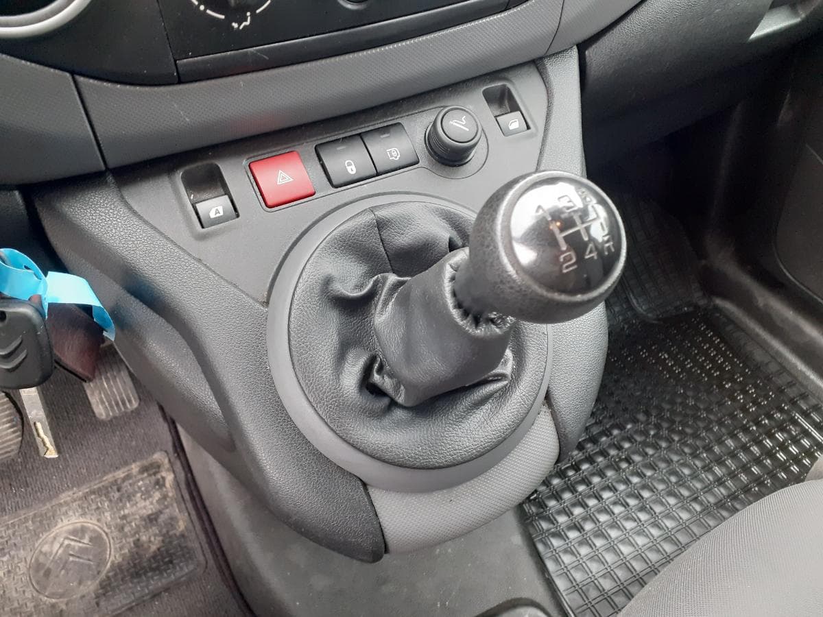 Citroën Berlingo 1.6 BlueHDI · Ano 2012 — imagen 21