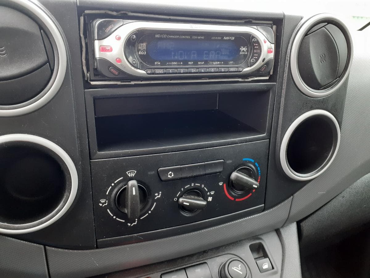 Citroën Berlingo 1.6 BlueHDI · Ano 2012 — imagen 22