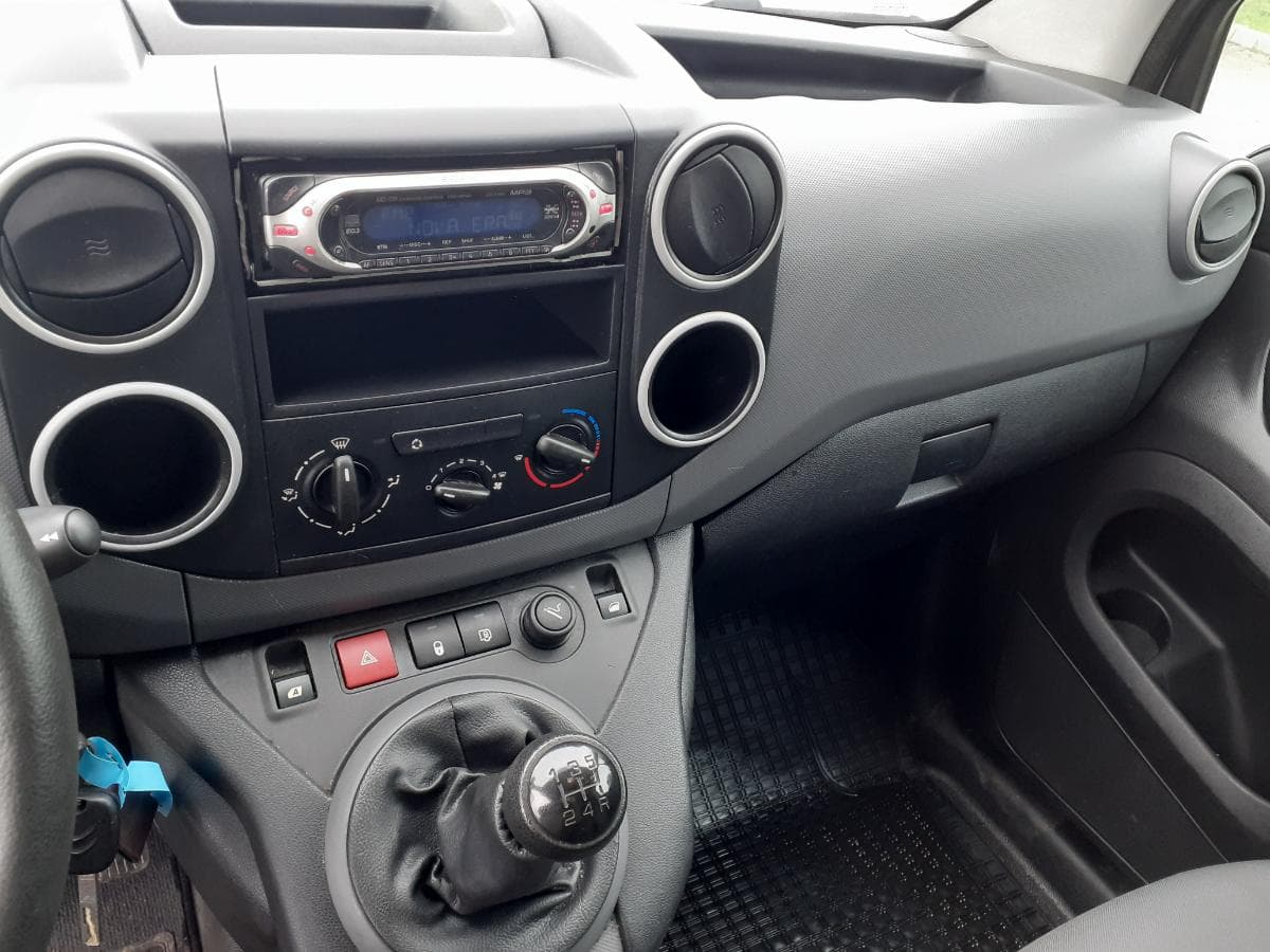 Citroën Berlingo 1.6 BlueHDI · Ano 2012 — imagen 23