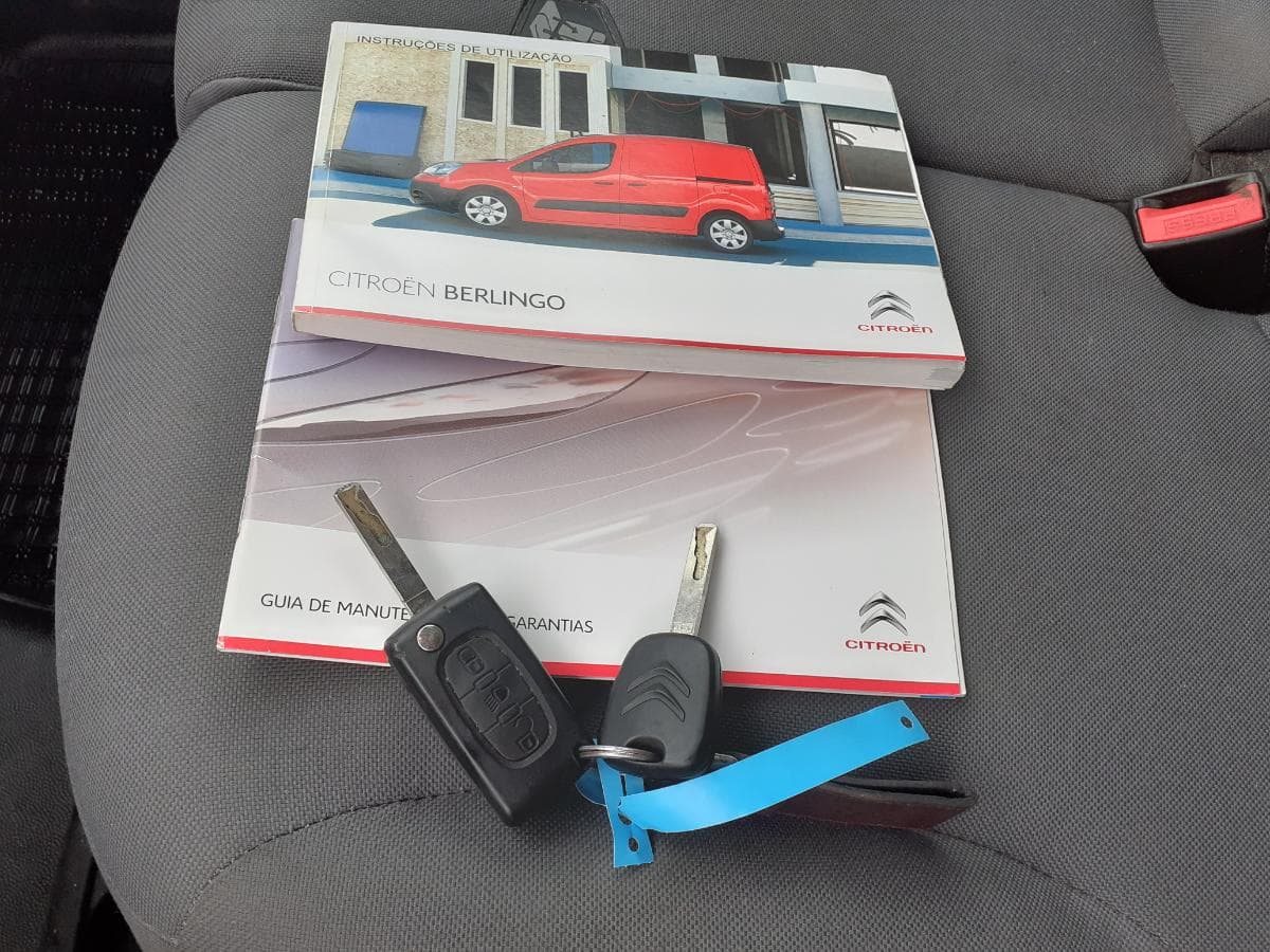 Citroën Berlingo 1.6 BlueHDI · Ano 2012 — imagen 26