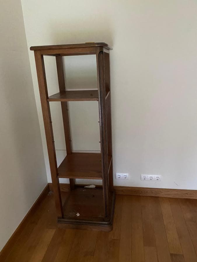 Furniture and Decoration — image 1