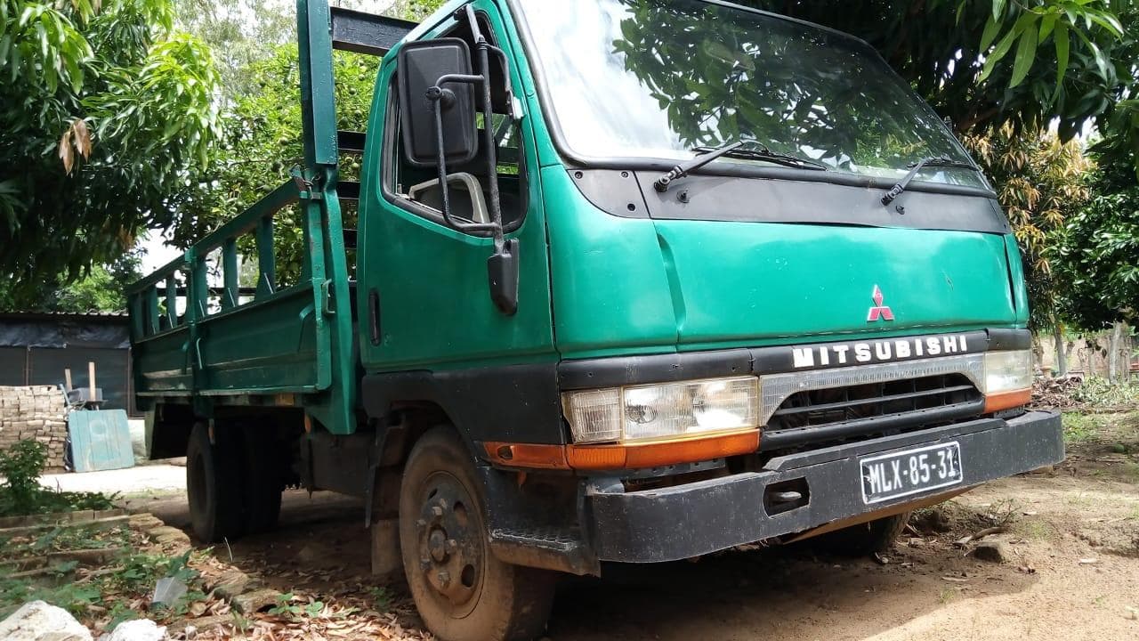 Mitsubishi Canter · — image 2