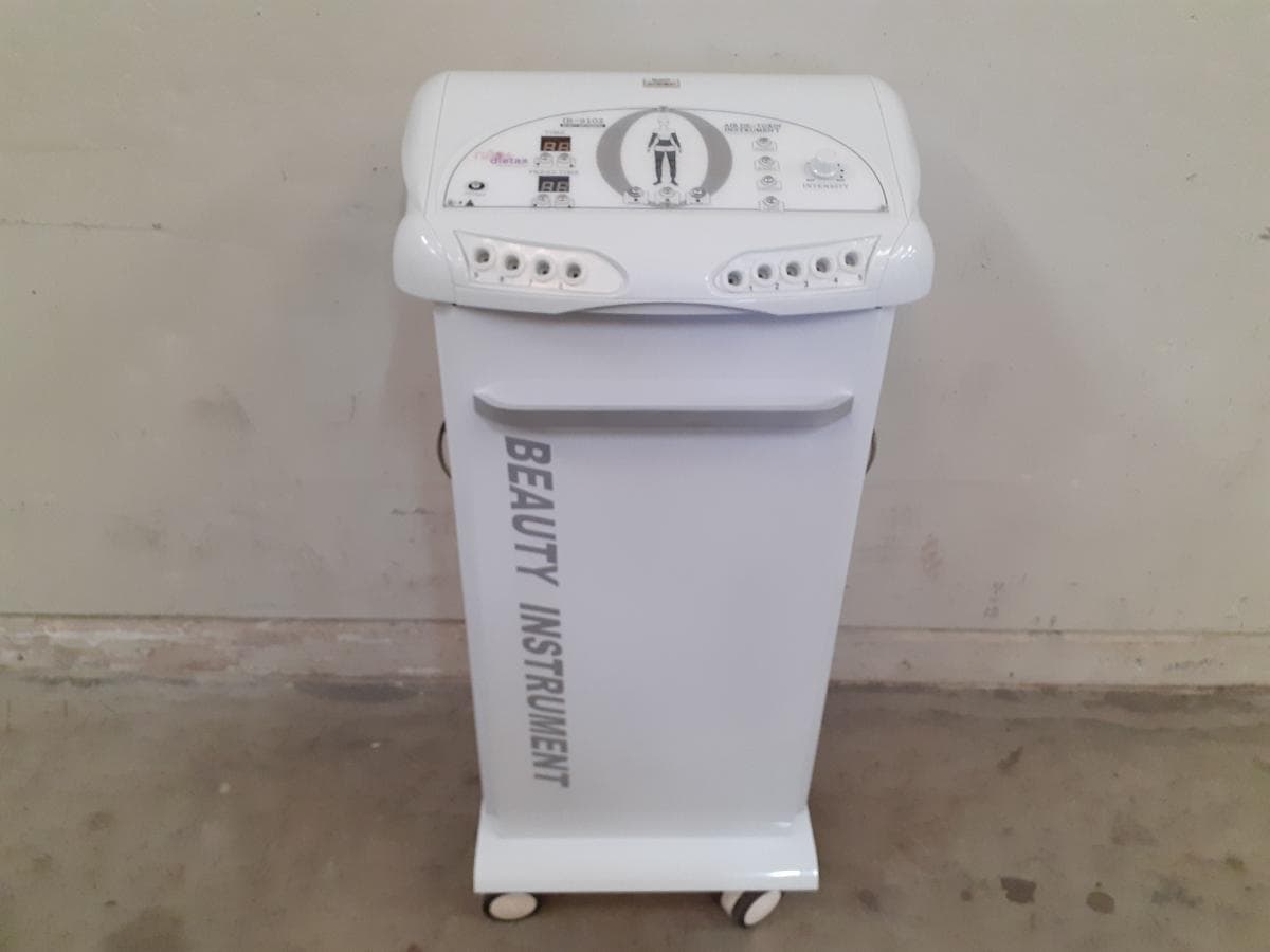 Equipamiento de Estética — imagen 1
