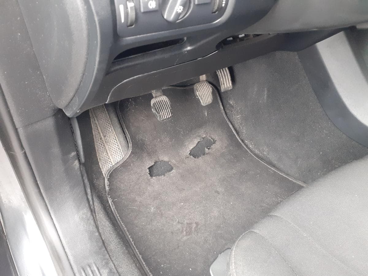 Volvo V40 D2 · Ano 2013 — imagen 22