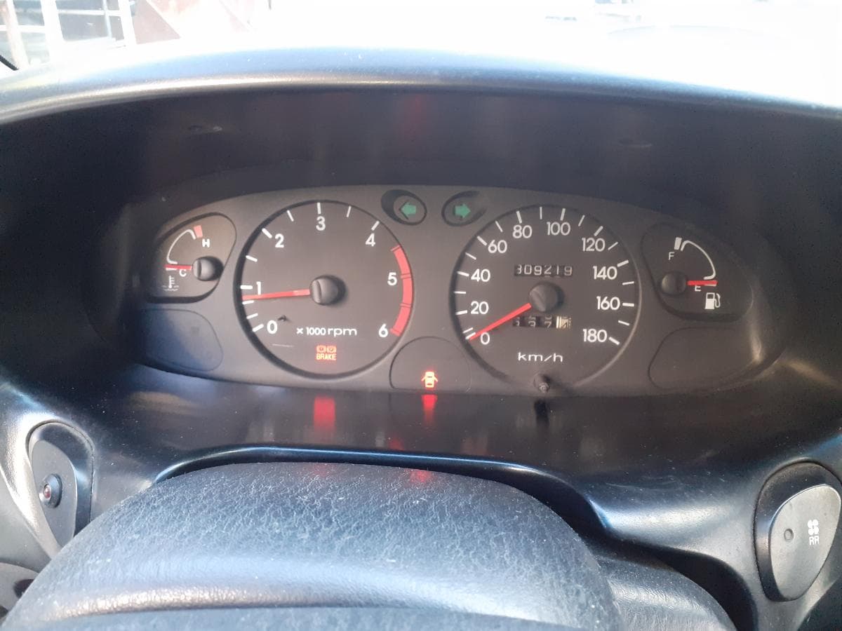 Hyundai H1 2.5 TD · 9 Lugares — imagen 18