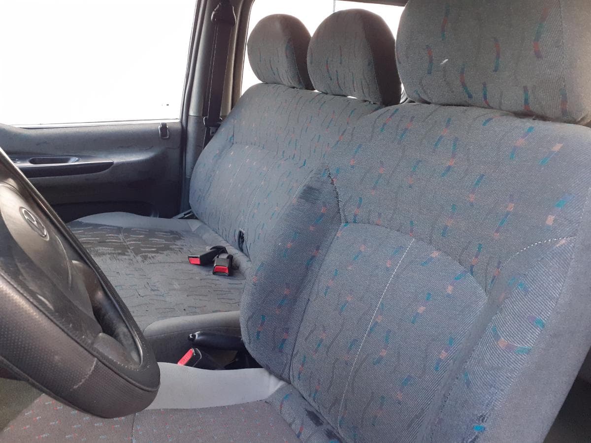 Hyundai H1 2.5 TD · 9 Lugares — imagen 23