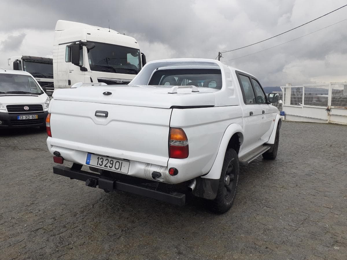 Mitsubishi L200 Strakar 2.5 TD · Ano 1999 — image 6