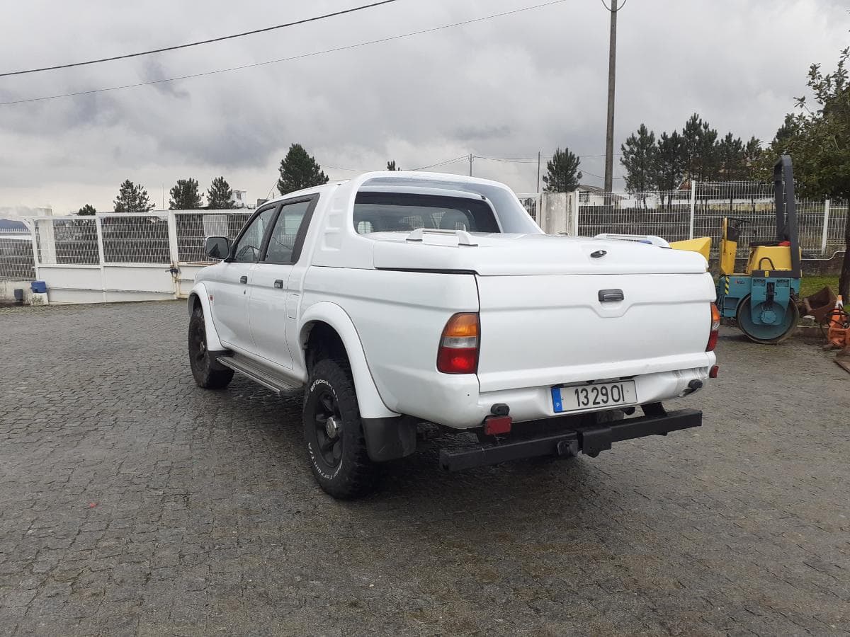 Mitsubishi L200 Strakar 2.5 TD · Ano 1999 — image 4