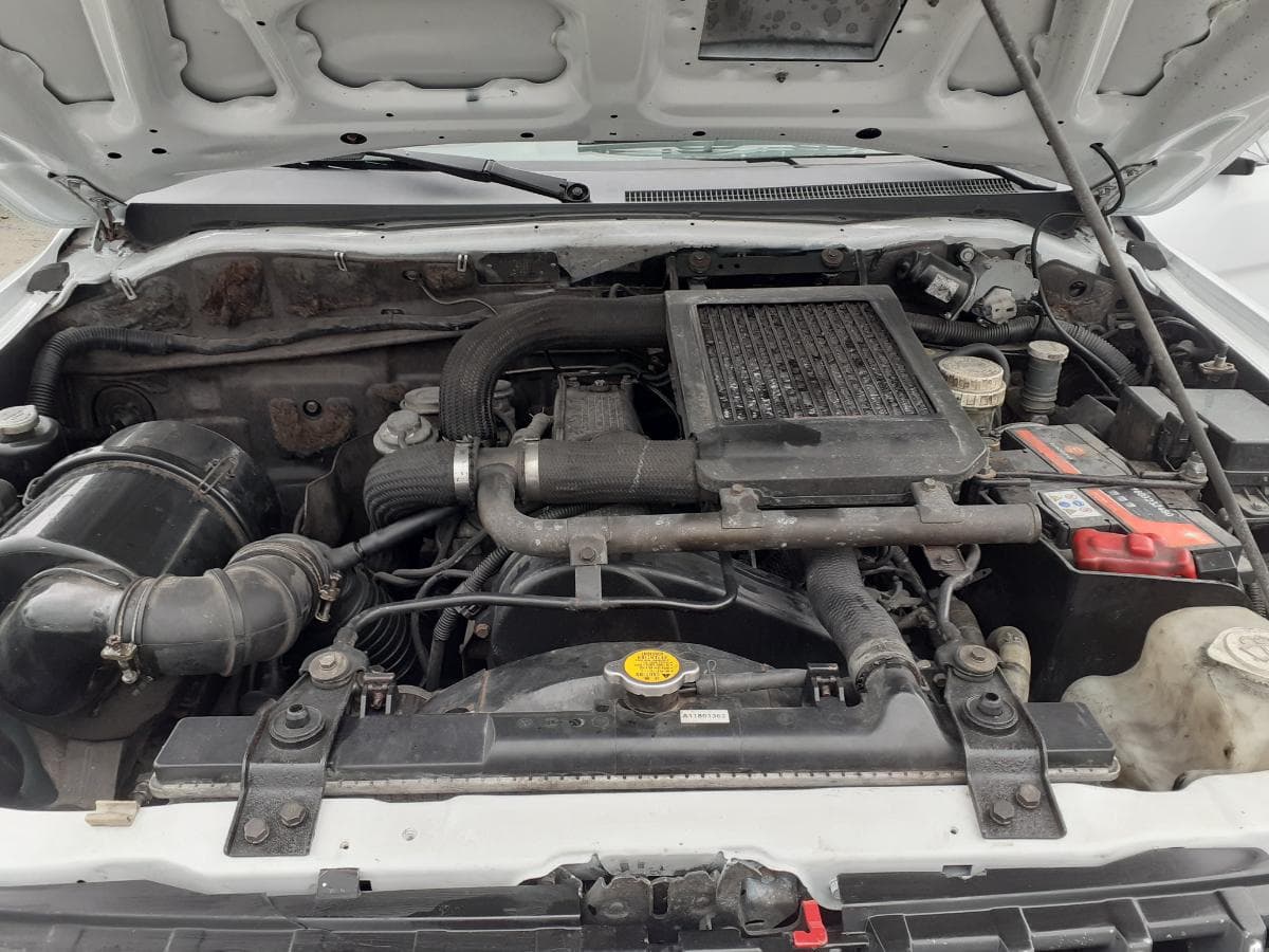 Mitsubishi L200 Strakar 2.5 TD · Ano 1999 — image 8