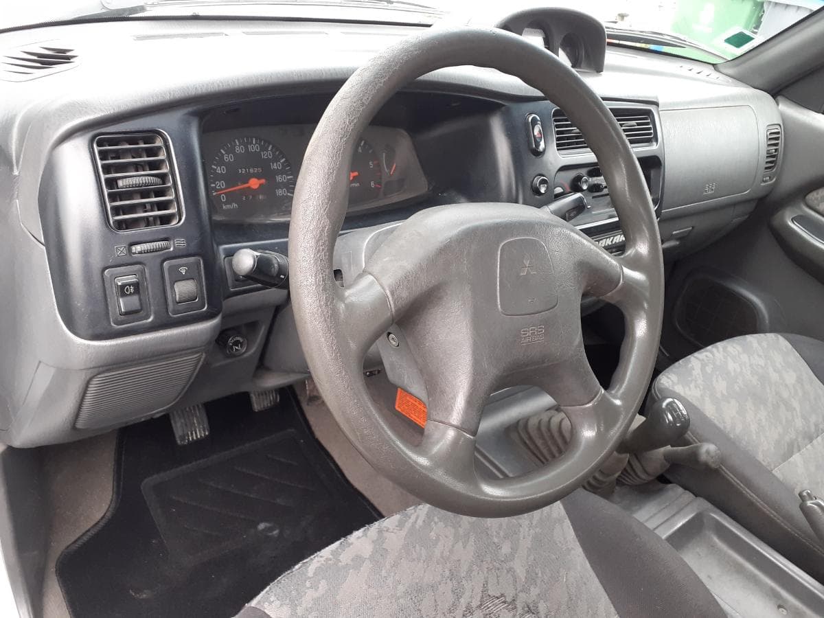Mitsubishi L200 Strakar 2.5 TD · Ano 1999 — image 20